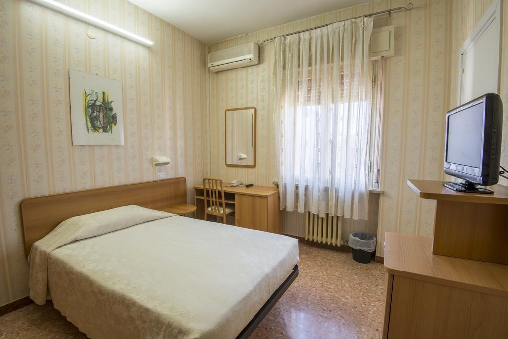 Albergo Ristorante Edo Forlimpopoli Phòng bức ảnh